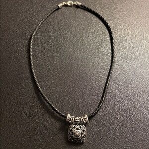 Premier Designs Black and Silver Pendant Necklace